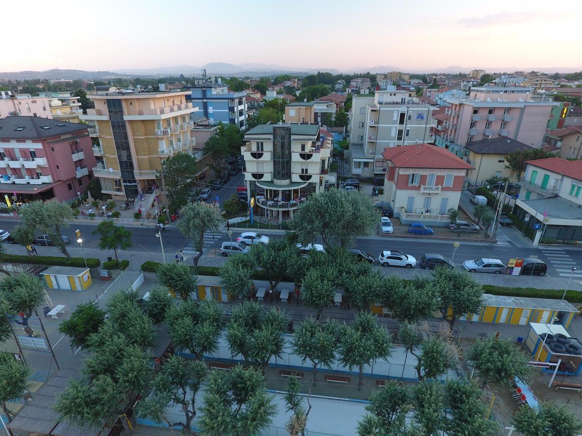 Amba Hotel Rimini Dış mekan fotoğraf